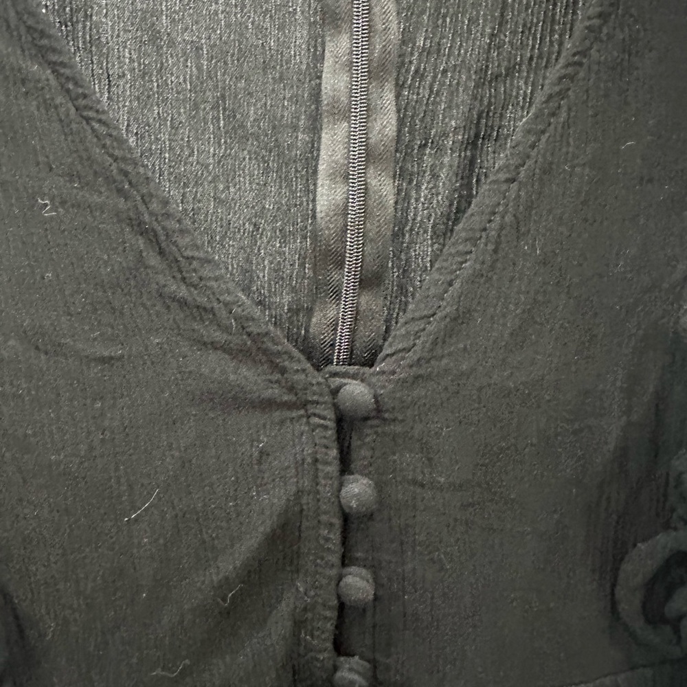 Forever 21 Black Ruffled Buttoned Blouse - Picture 3 of 4